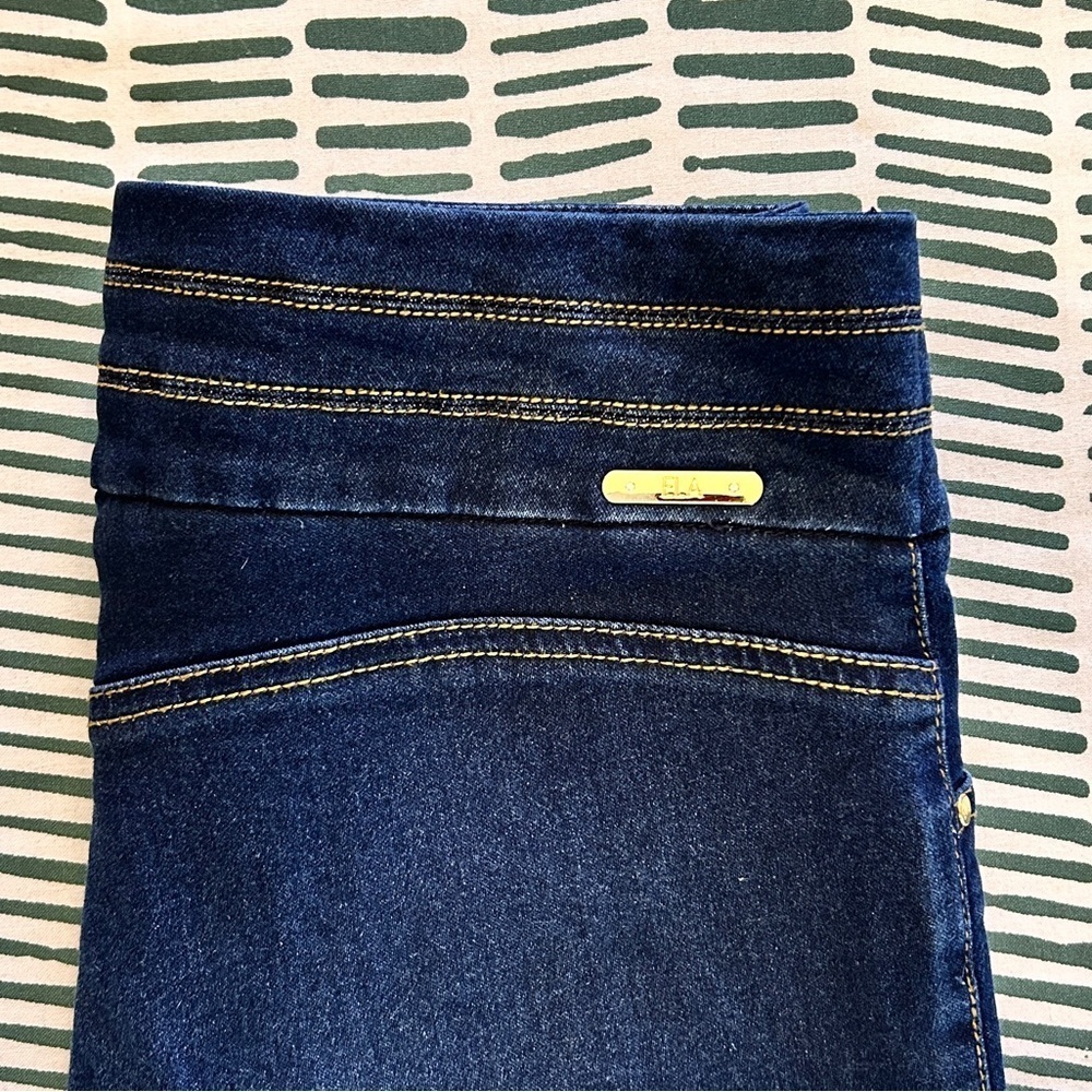 Size 6 • ELA High-Rise Dark Wash Skinny Jeans – Gold Button Detail - Picture 8 of 13